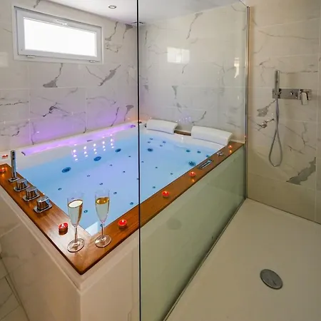 شقة Le 7eme Ciel - Bain A Bulles *